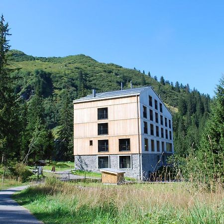 Berghotel Mettmen Schwanden  Экстерьер фото